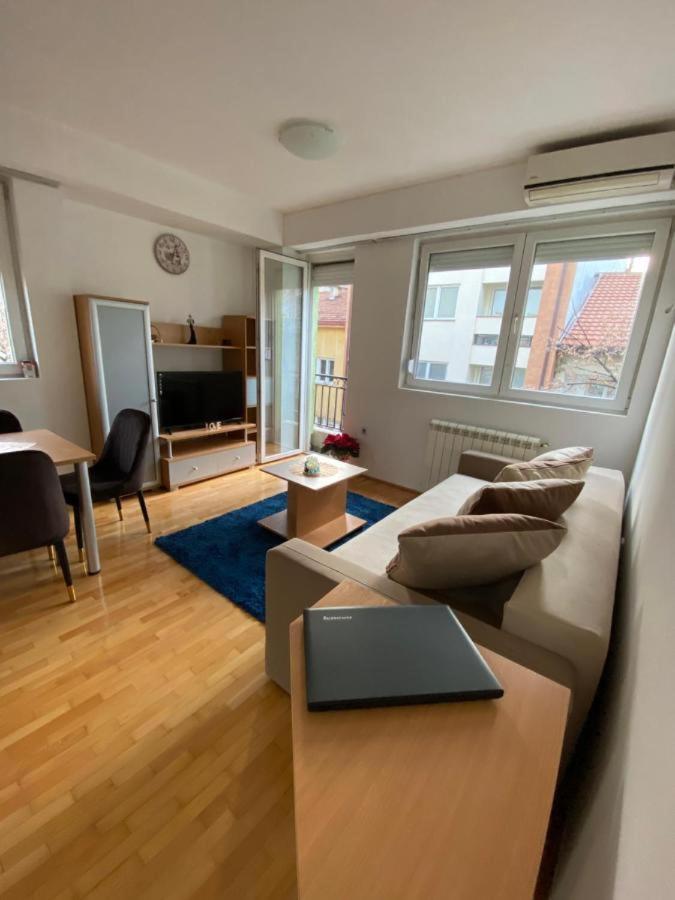 Tea Apartment Szkopje Kültér fotó